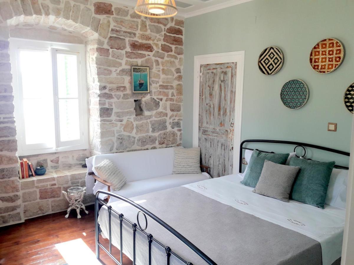 1836 Traditional House Vathy  Extérieur photo