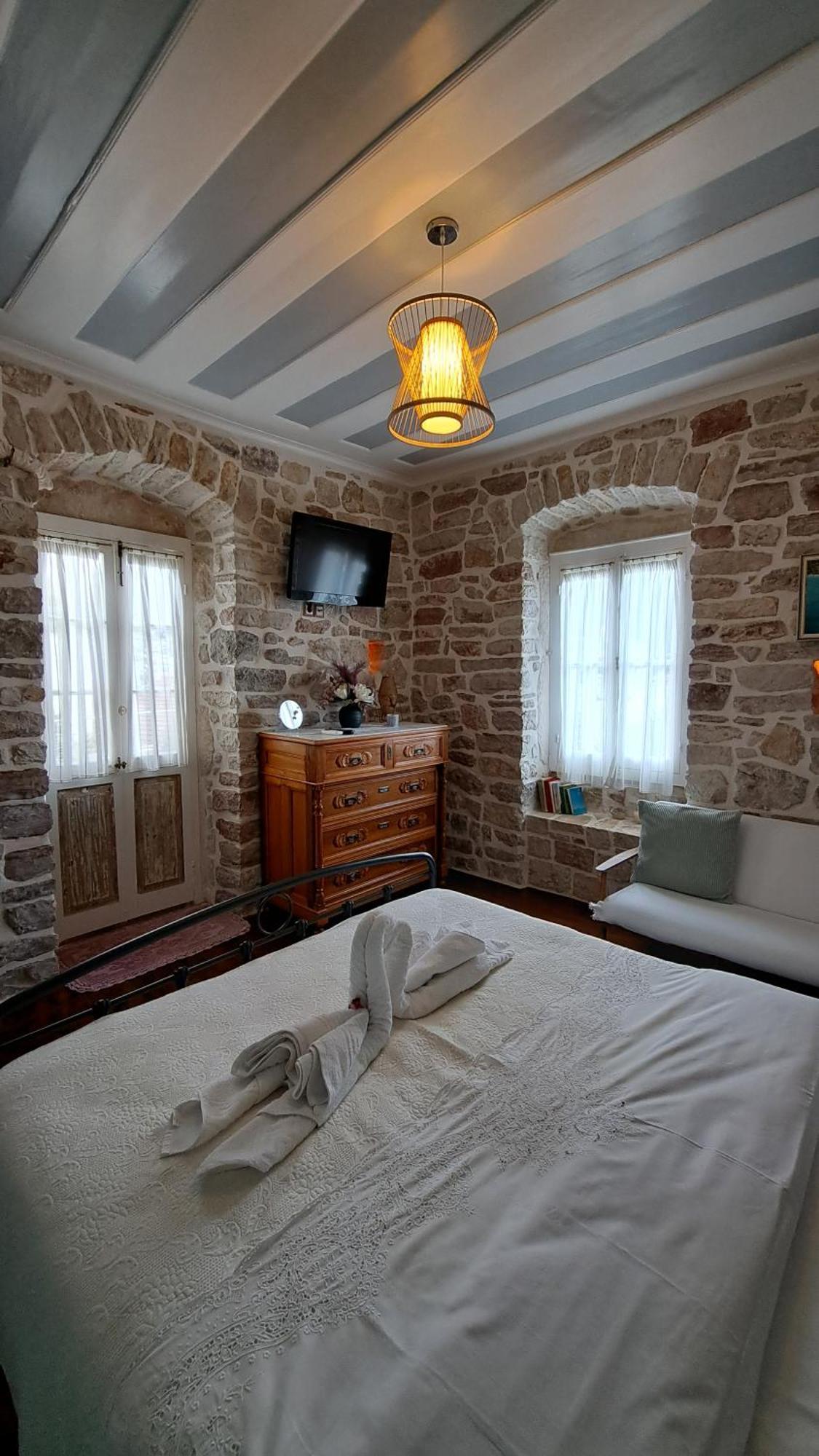 1836 Traditional House Vathy  Extérieur photo